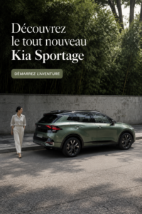 Vue avant du nouveau Kia Sportage, SUV moderne avec un design élégant.