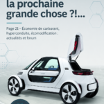 Affiche du film Elio représentant un garçon sur fond spatial.