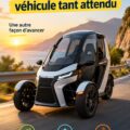 Vue de l'Arcimoto SRK sur une route urbaine, mettant en valeur son design moderne et compact