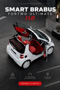 Vue de la Smart Brabus Fortwo Ultimate 112 garée dans un environnement urbain, mettant en avant son design élégant.